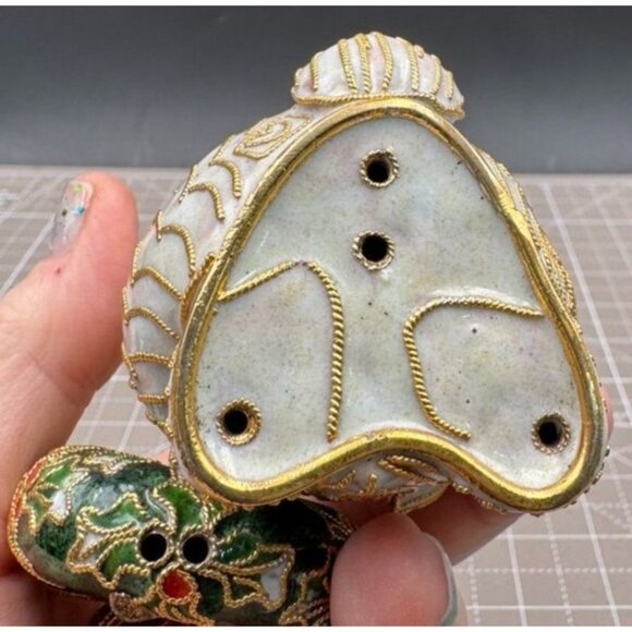 Vintage Cloisonné Design Copper Enamel Bunny Rabbit Bow Wreath Figure signed - Picture 5 of 5